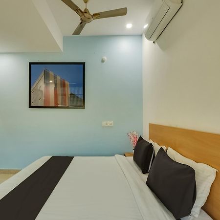 Super Townhouse Qualia Prime Hotel Near Nexus Mall Hyderabad Exteriör bild