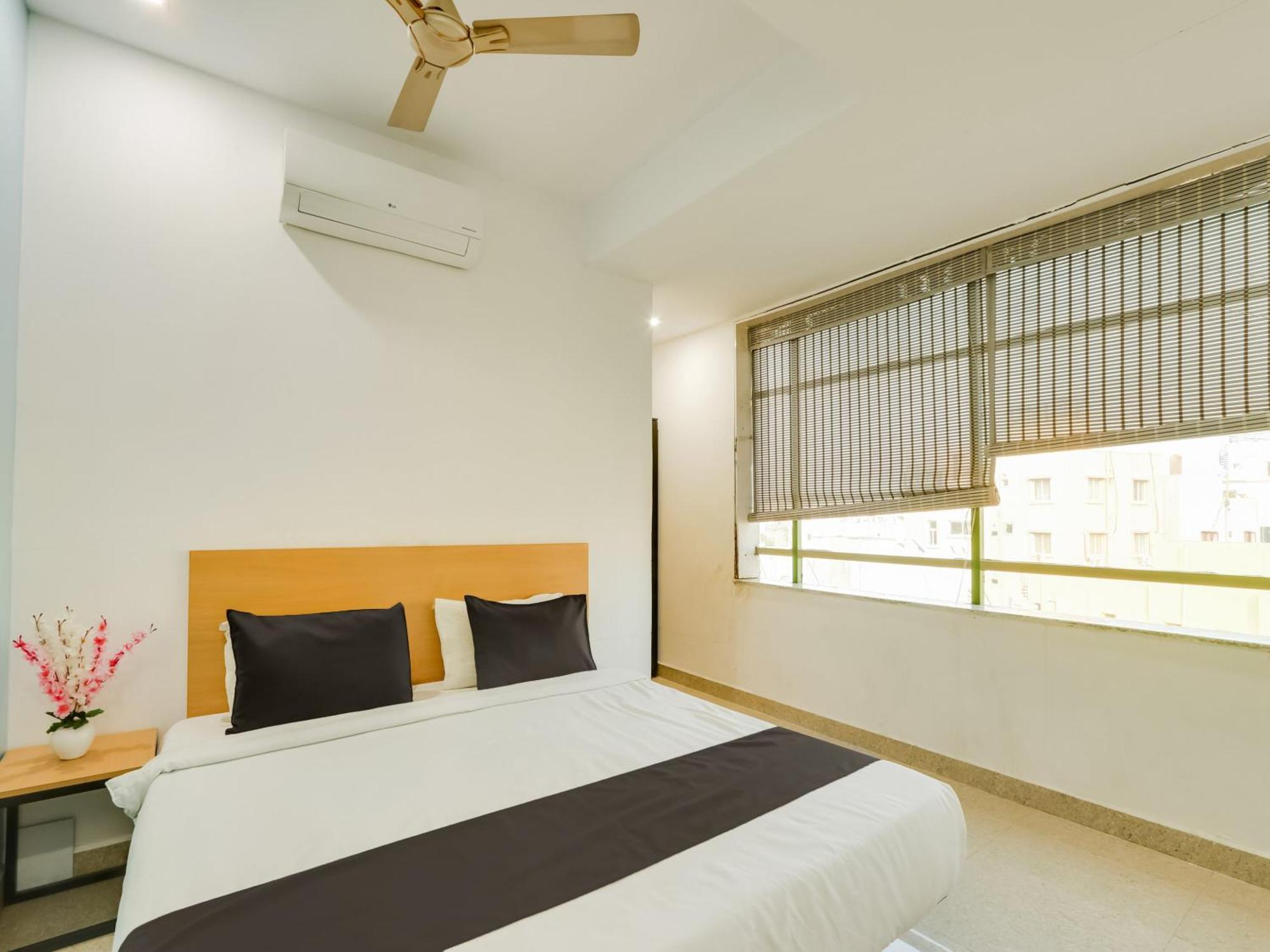 Super Townhouse Qualia Prime Hotel Near Nexus Mall Hyderabad Exteriör bild