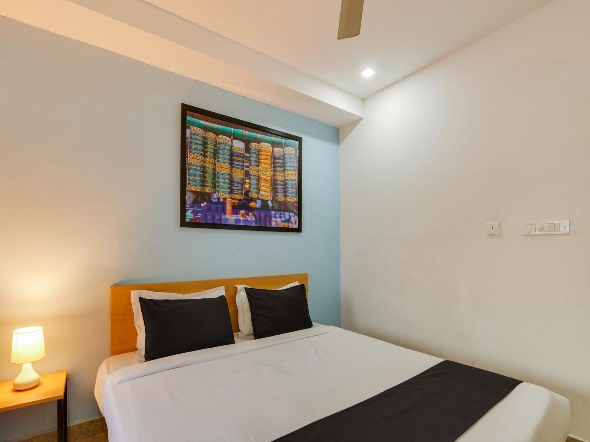 Super Townhouse Qualia Prime Hotel Near Nexus Mall Hyderabad Exteriör bild